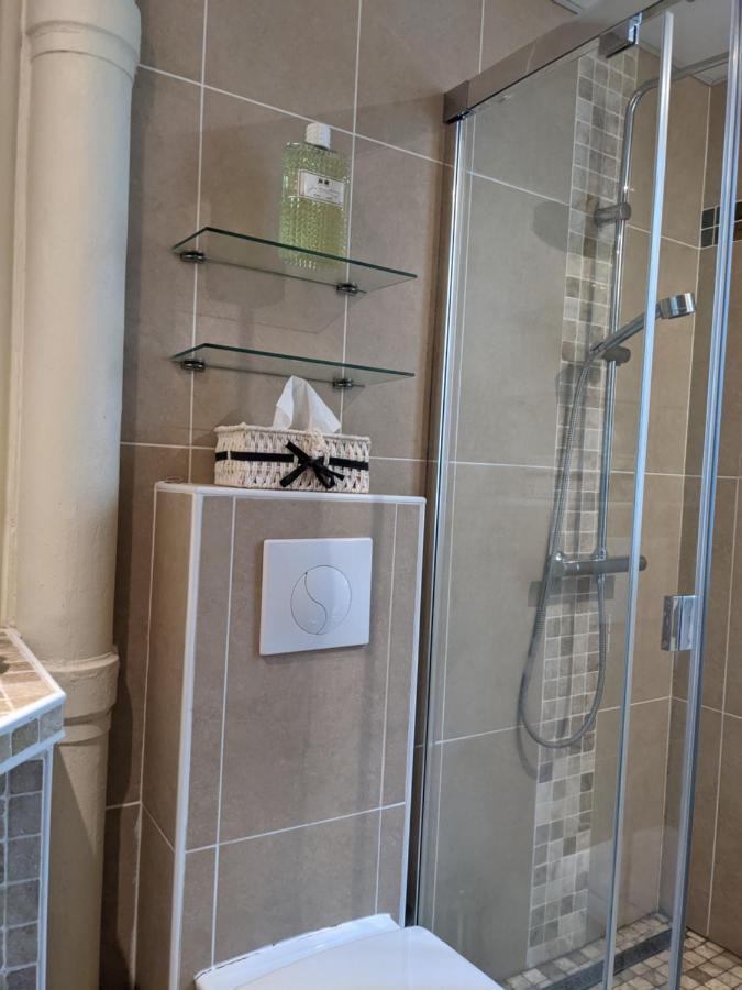 Private Acces To The All Flat. Charming Parisian. Exteriör bild